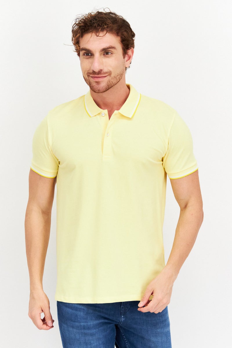 Celio Men Regular Fit Plain Short Sleeves Polo Shirt, Yellow - Image 1